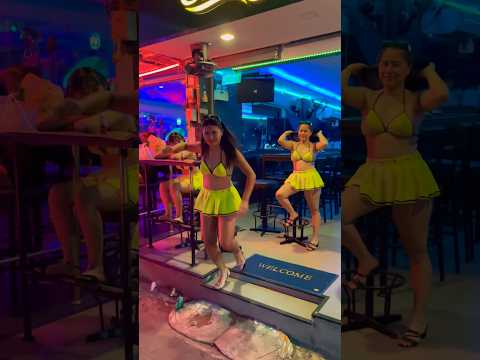 Bar girls soi 6! Run! #pattaya #transgender #walkingstreet #asia #night#soi6 #тайланд#thailand
