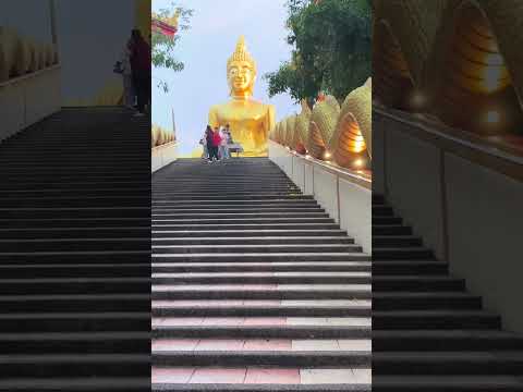 Big Golden Buddha Pattaya Thailand 🇹🇭 #travel #monk #buddha #pattaya #sunset