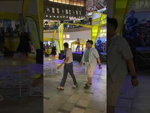 Central Pattaya Dance! Funny Girls 👧 Thailand Nightlife #travel #pattaya #thailand #shorts