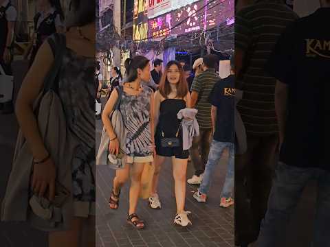 Find a LadyBoy 🥰Like Subscribe 🦁 Pattaya #walkingstreet #girls