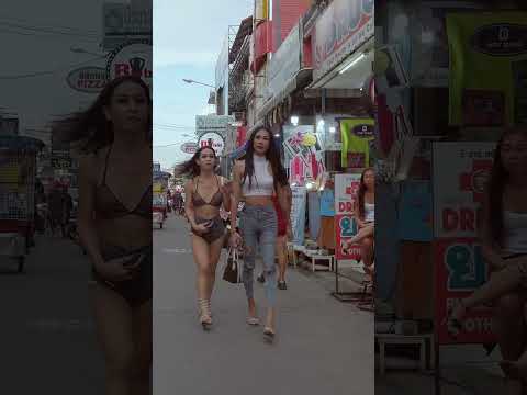 Girls or boys or sexy ladyboys? :) – Thailand Pattaya Soi Buakhao