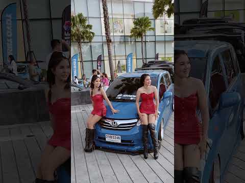 Girls or…? Pattaya Car Show June 2023