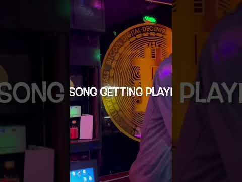 HipHop Soi 6 Girls & Hooters Pattaya Thailand