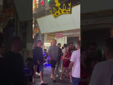 Pattaya girls on walking street #shorts #girl #pattaya #hot #boomboom #nightlife #thailand