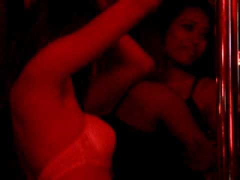 PATTAYA..SOI DIANA..DRUNK BAR GIRLS