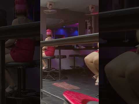 Sad bar girls of Soi LK Metro :) Pattaya scenes.