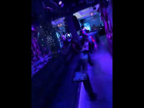 TAKE YOUR PICK – Hot Sexy Thai Bargirls Dancing At Stunners Club Soi Buakhao Pattaya Thailand