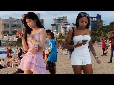 Do you miss Pattaya? Street scenes.