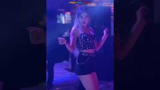 Hot Girls Dance bar#shortsvideo #dance #youtubeshorts