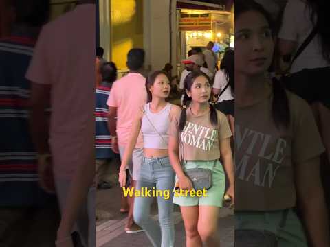 Local girls, Walking street, Pattaya, Nightlife 🤠#shorts #thailand #pattaya #nightlife #таиланд