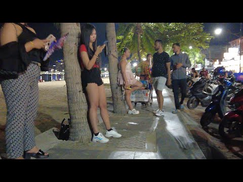 Pattay Beach Road, Boom Boom Avenue, Many Freelancers waiting for you | Thailand nightlife | 2024