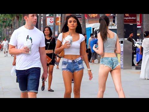 Pattaya 4K Beach Road Scenes Before Midnight. Thailand 2024 – 197