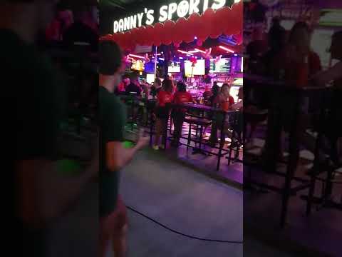 pattaya bars in full