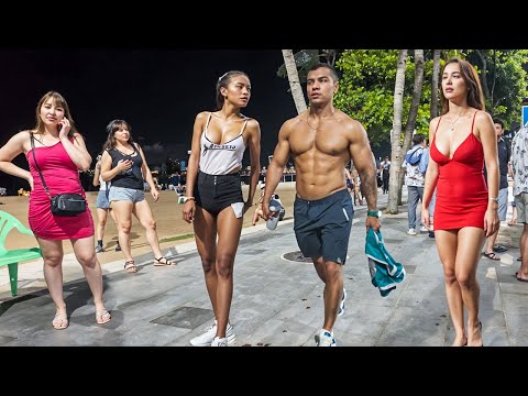 Pattaya Beach Road, A lot of Freelancers! October 2024