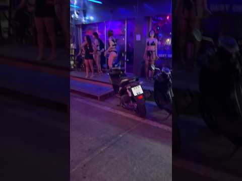 Pattaya nightlife #pattaya #nightlife #thailand #fun #viral #youtubeshorts #shorts #funnytraveller