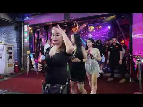 Pattaya Thailand Walking Street View Food Girl Bar & Spa On Street #thaigirls #walkingstreetpattaya