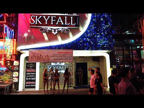 Pattaya Walking Street: ALL BARS, GOGO BARS, AND NIGHTCLUBS, Pattaya, Thailand (4K)