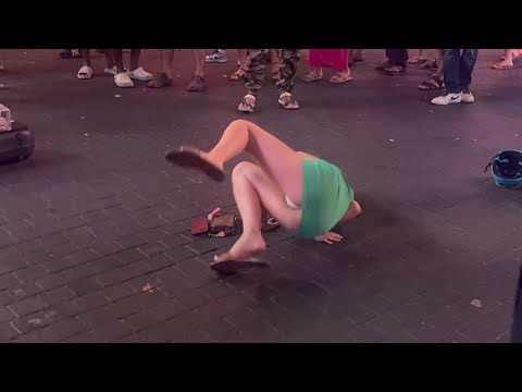 After Midnight Pattaya Host Sexy Girls Behavior(@iHariWalkin Plz Subscribe) Street Dancers Dance 💃