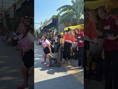 Help Me Haha-Thai Street Food