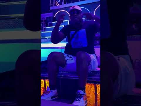 New bar walking street #passportbros