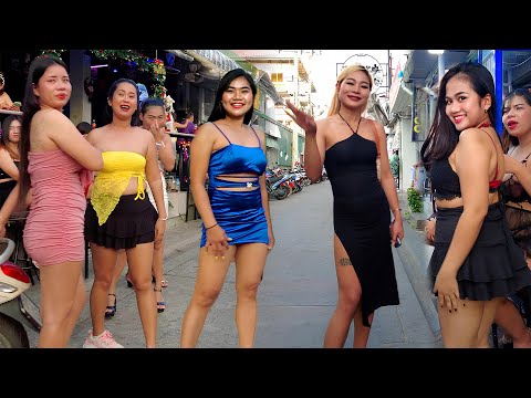 Pattaya's Soi 7 & 8: Daytime Charm of Thailand's Famous Streets | Thailand 2024