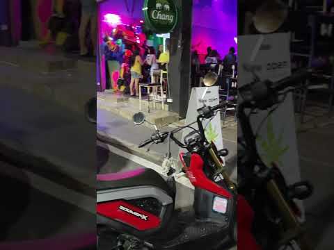 bars near pattaya beach thailand #bars #music #bangkok #bankok #pattayabeachroad #thailand
