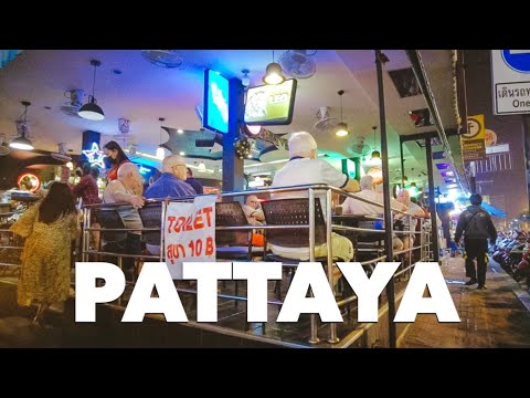 PATTAYA: Bars, Restaurant at Beach Road l December 2021