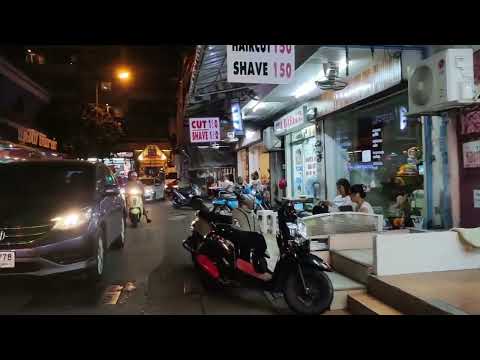 Pattaya thailandia in Soi Buakhao di sera # Pattaya Thailand in Soi Buakhao in the evening